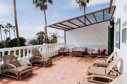 Endless Summer Tenerife l Surfhouse & Divecamp